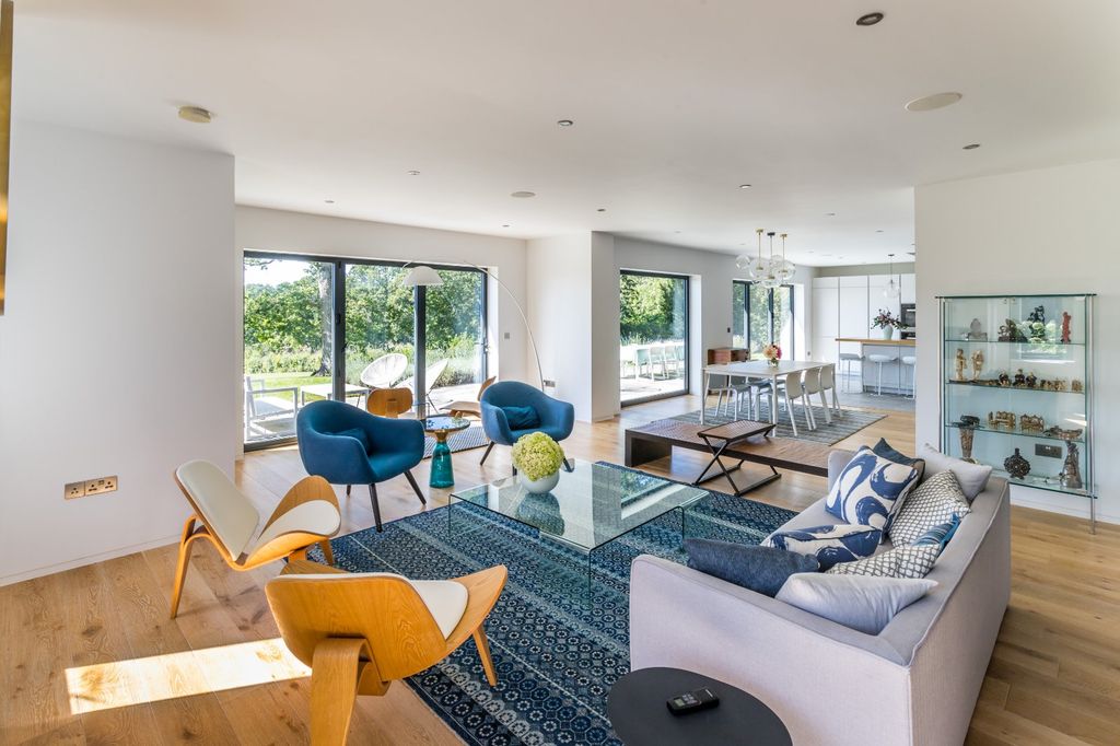 Property photo 3 of 36 Picture No. 26