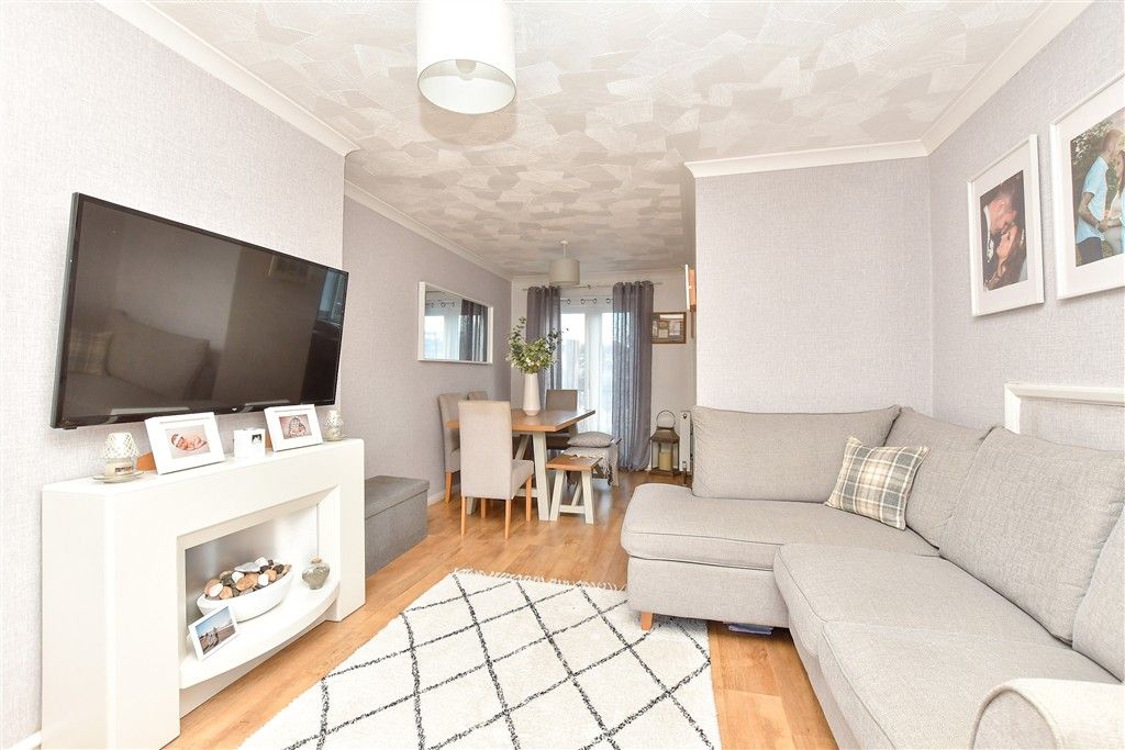 Property photo 2 of 13 Lounge/Diner