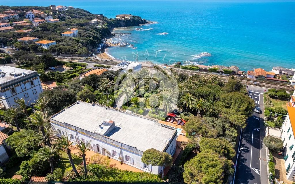 Property photo 1 of 32