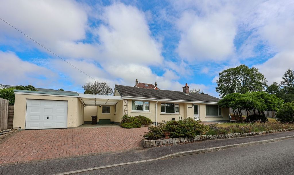Property photo 1 of 29