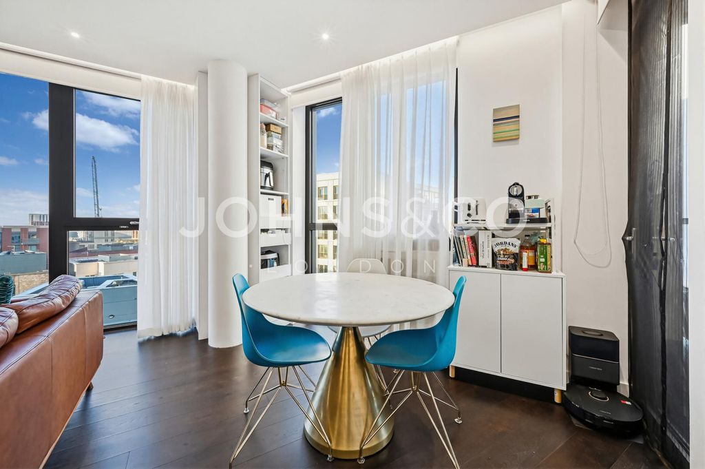 Property photo 2 of 7