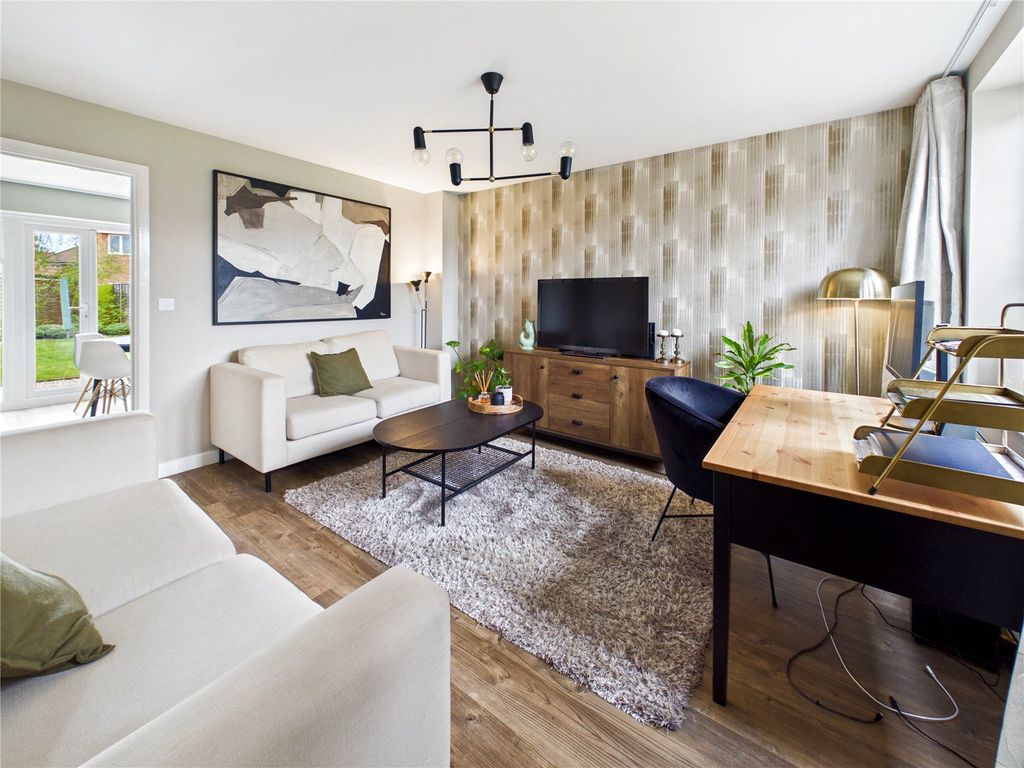 Property photo 2 of 17 Picture 2