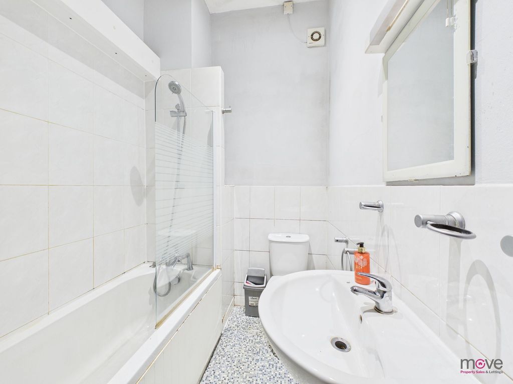 Property photo 3 of 3
