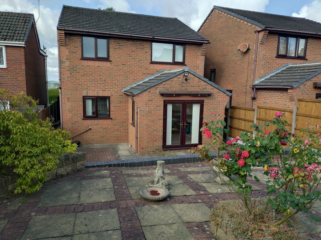 Property photo 3 of 19