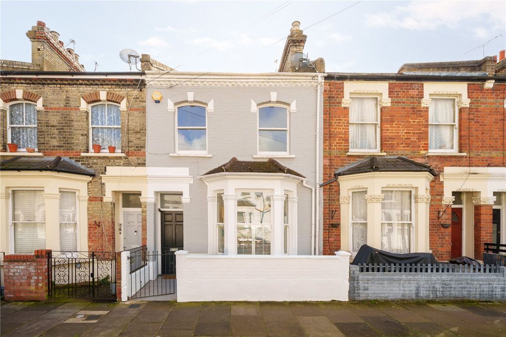 Property photo 3 of 14 Picture No. 11