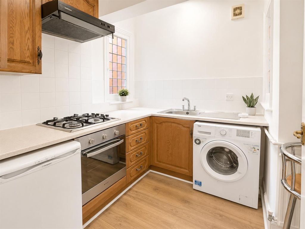 Property photo 3 of 7 2094Fee4-14Fe-441d-94d1-613Fd8694914.Png
