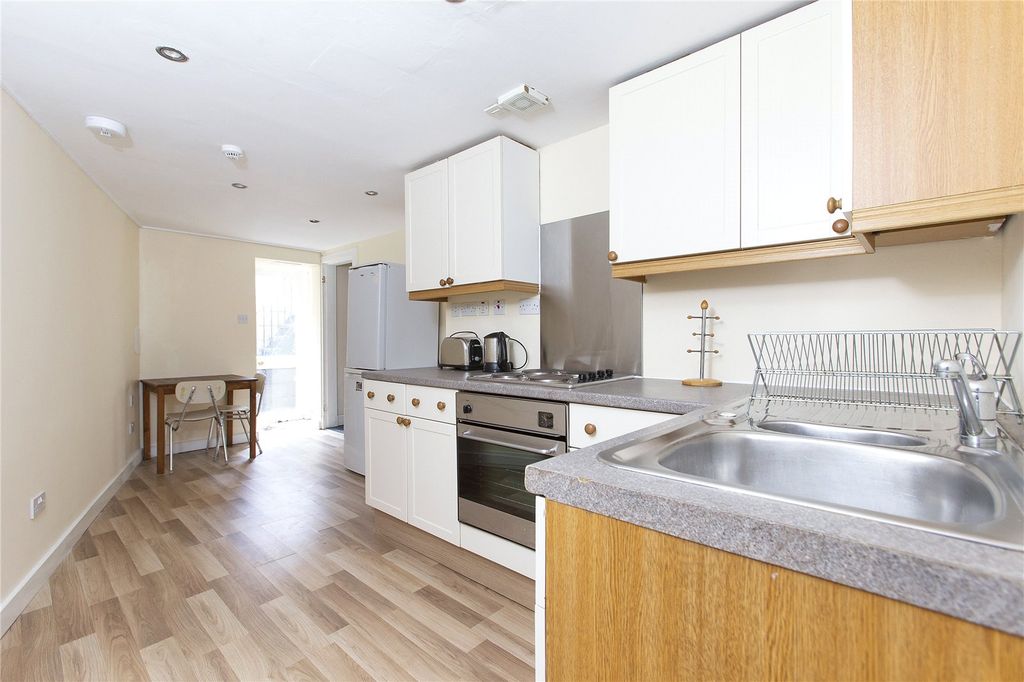 Property photo 2 of 16 Photo 2