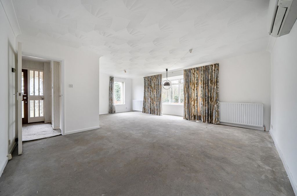 Property photo 3 of 16 1419623-13-699c47...