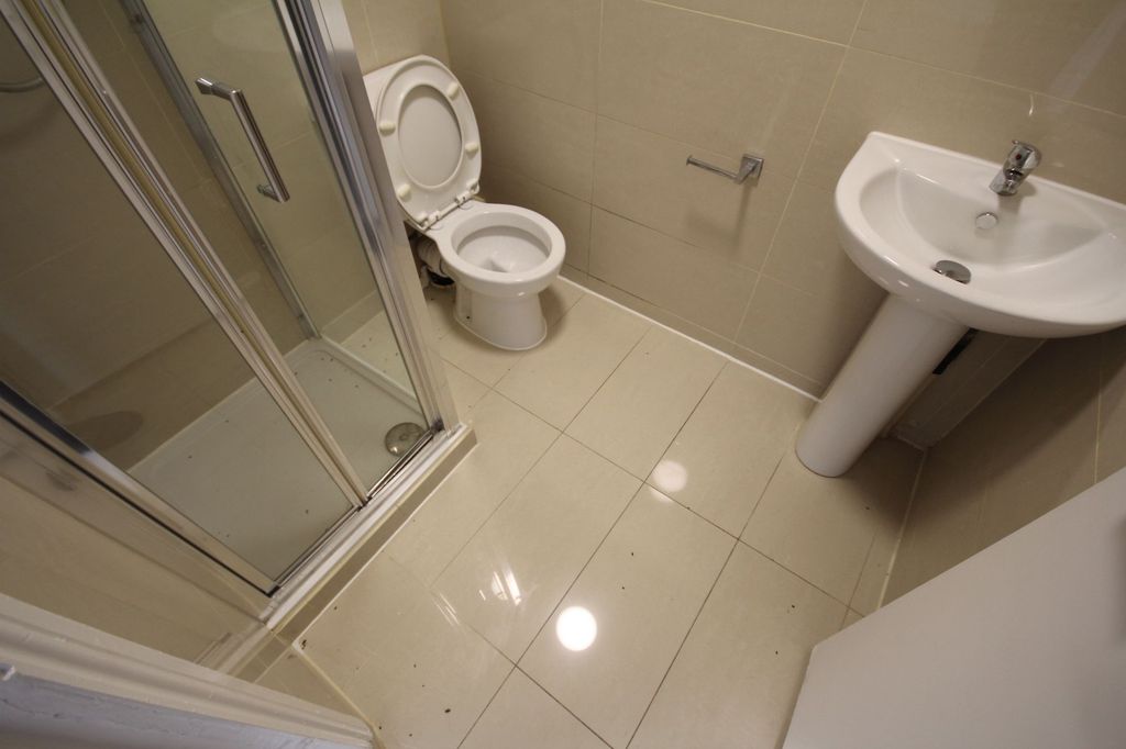 Property photo 3 of 4