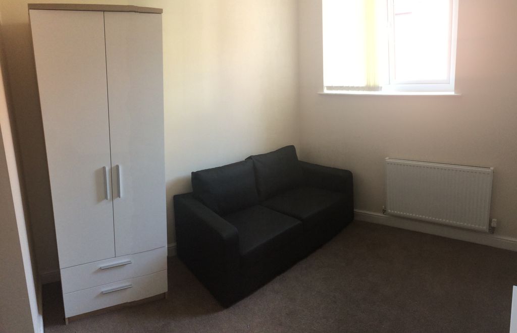 Property photo 2 of 5 Gallery