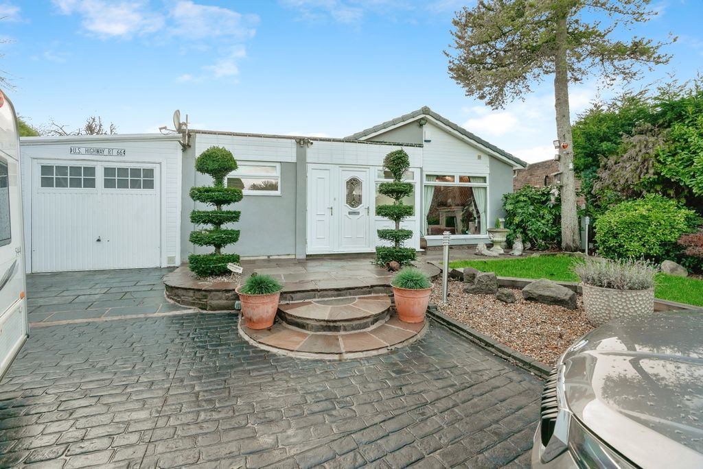 Property photo 1 of 24 Pbox-Img.Jpg