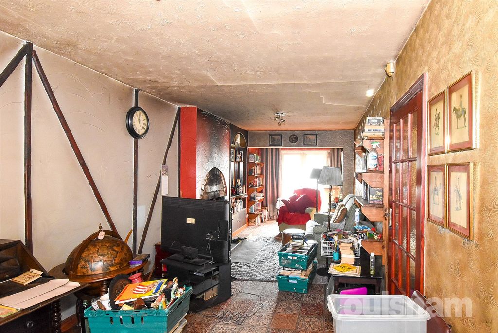 Property photo 3 of 20 Picture No. 04