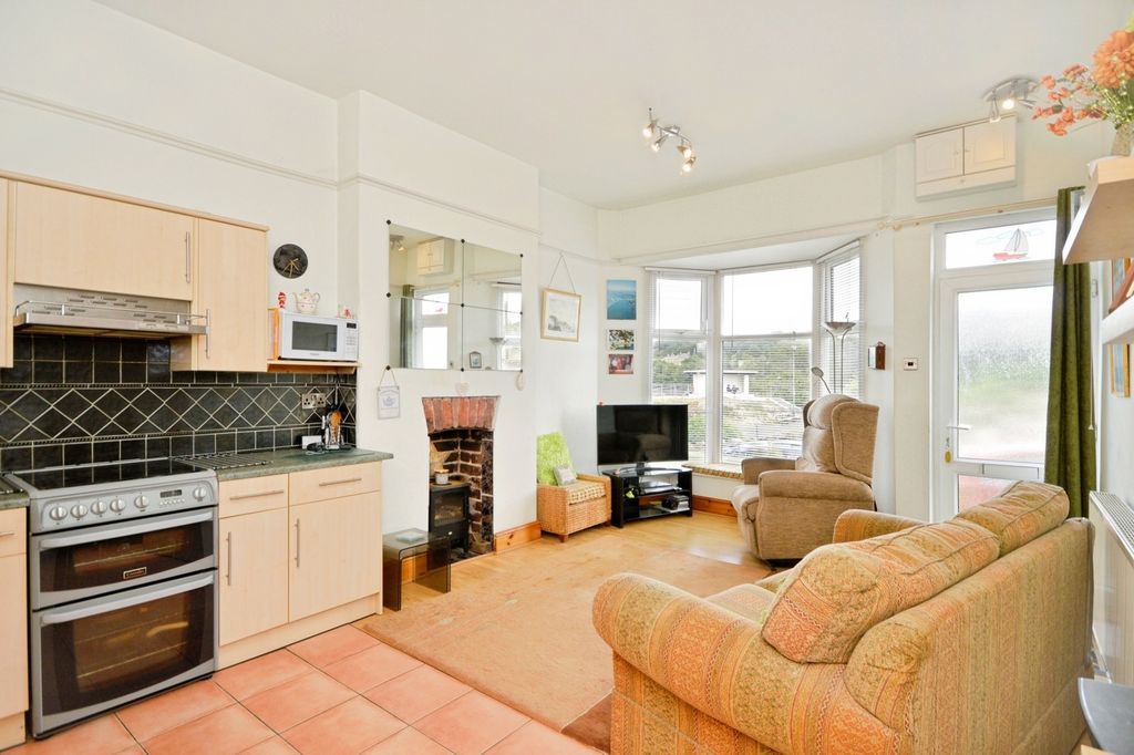 Additional image 16 of 2 bed flat for saleBeach Road, Menai Bridge, Isle Of Anglesey LL59