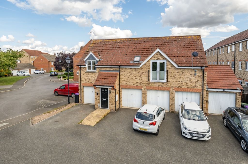 Property photo 1 of 13 1349928-1-68bae23A589Ba