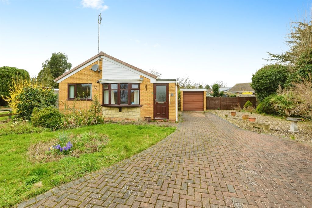 Property photo 2 of 17