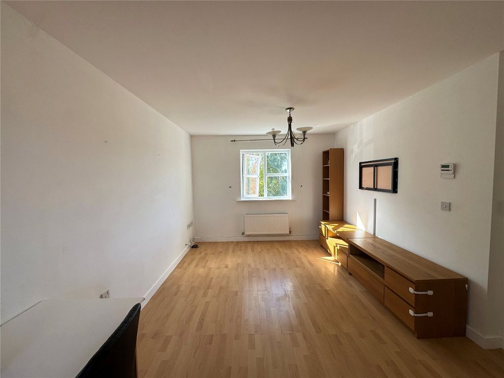 Property photo 2 of 10 Picture No. 22