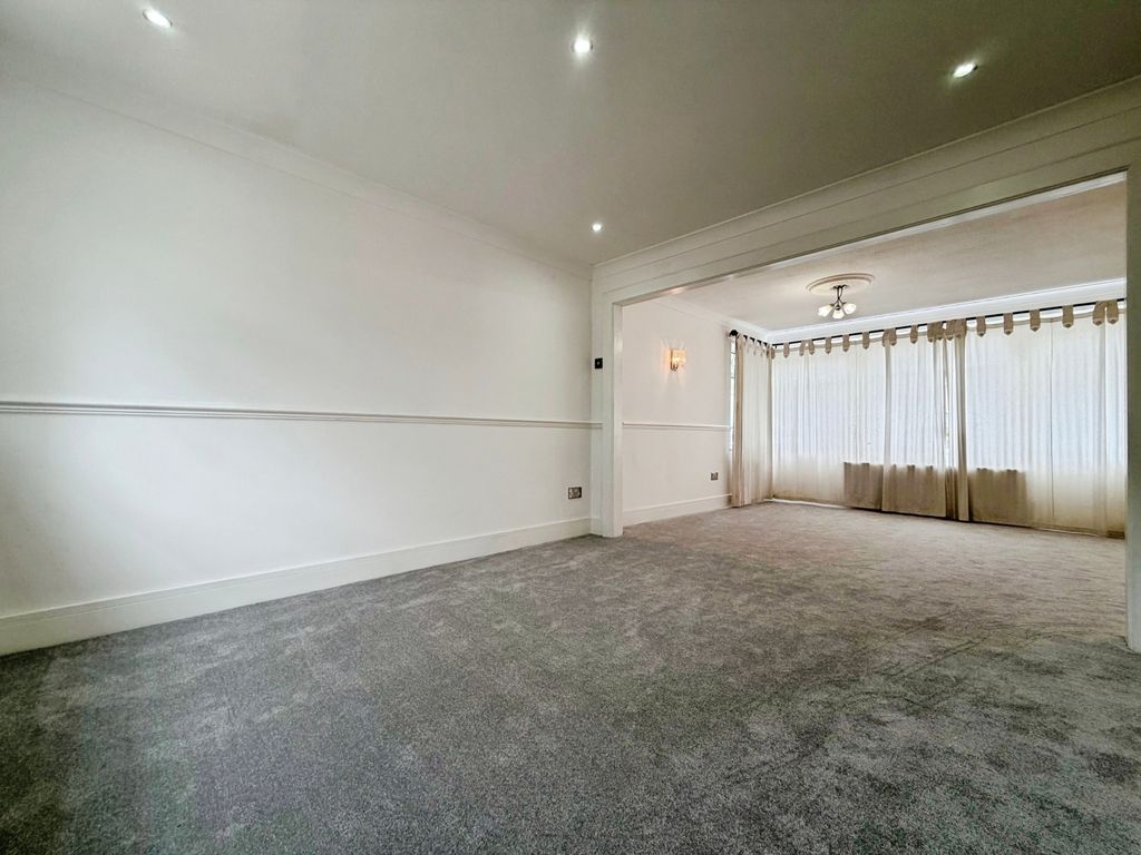 Property photo 2 of 21 Pbox-Img.Jpg