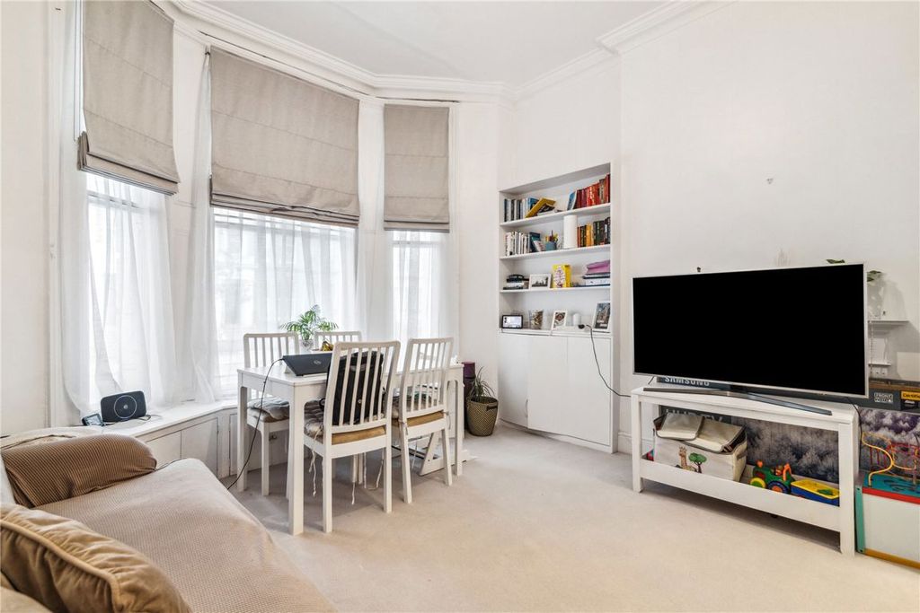 Property photo 1 of 7