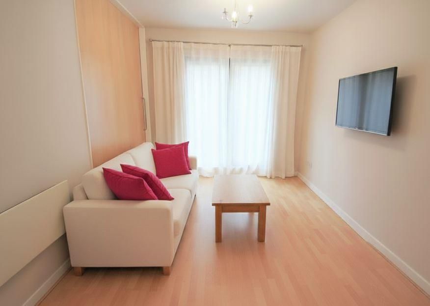 Property photo 2 of 7 R32.Jpg