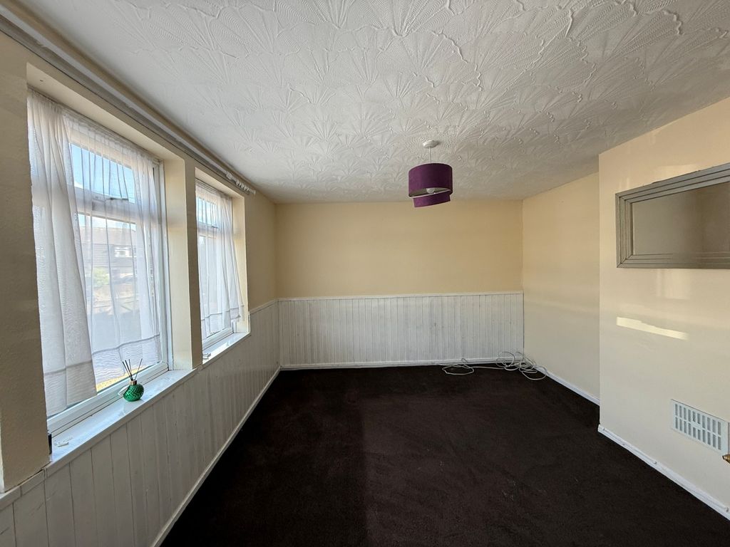Property photo 2 of 15 Img_8929