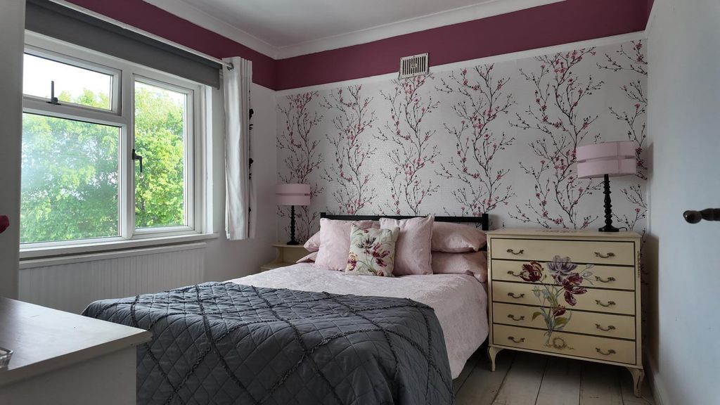 Additional image 29 of 5 bed detached house for saleStation Road, Bynea, Llanelli SA14