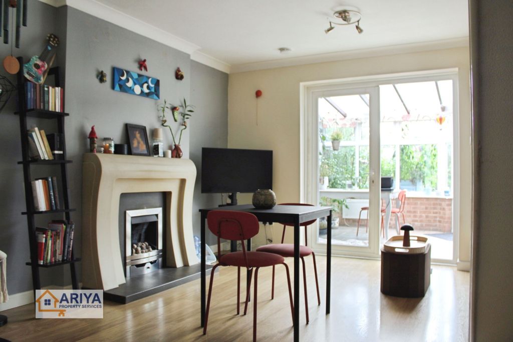 Property photo 3 of 16