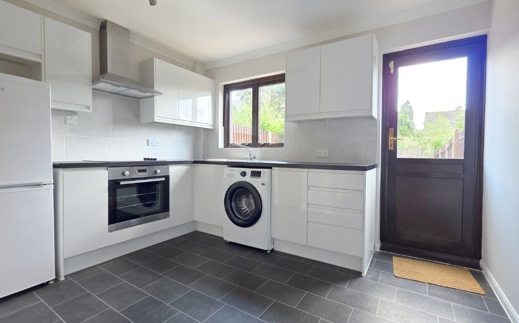 Property photo 3 of 10 4488236