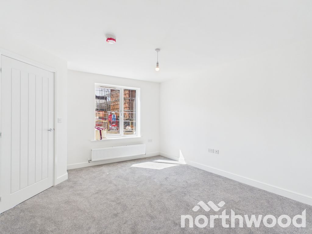 Property photo 3 of 25