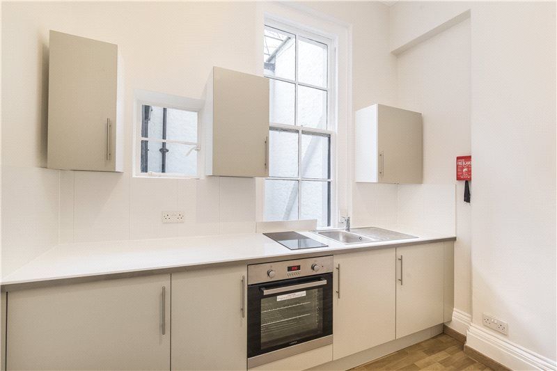 Property photo 2 of 5 Kitchenette