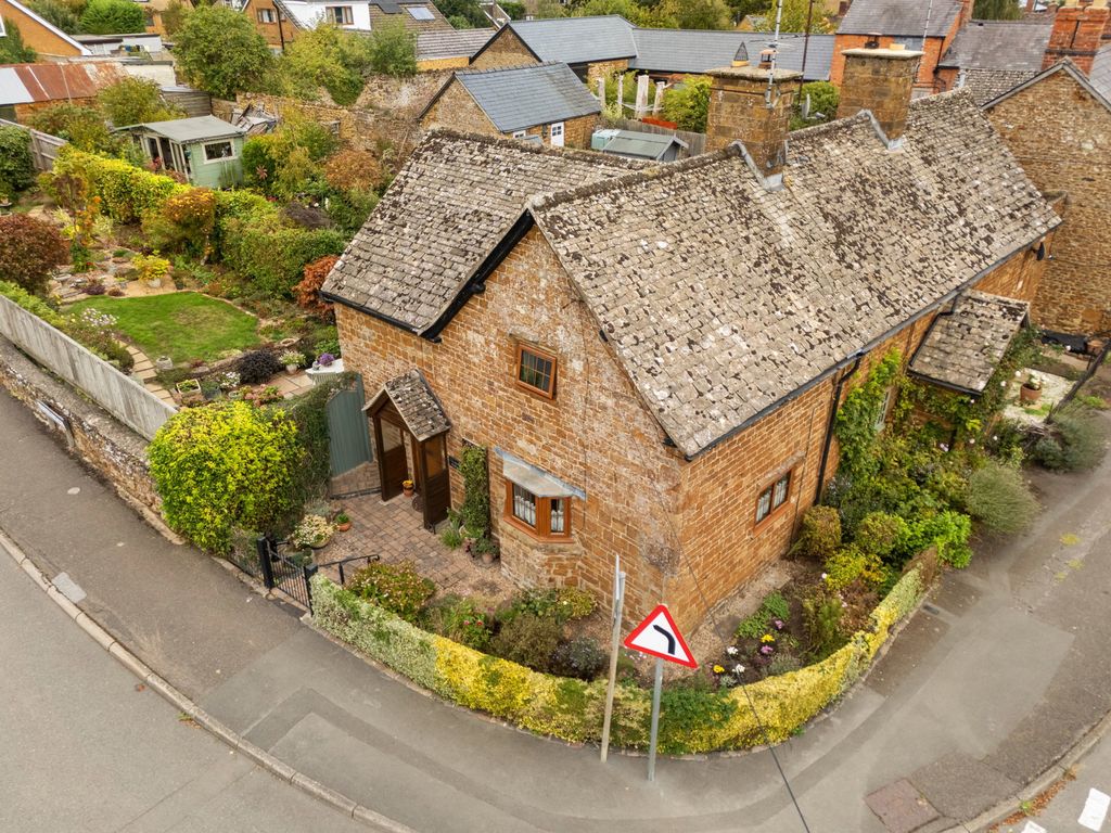 Property photo 1 of 36