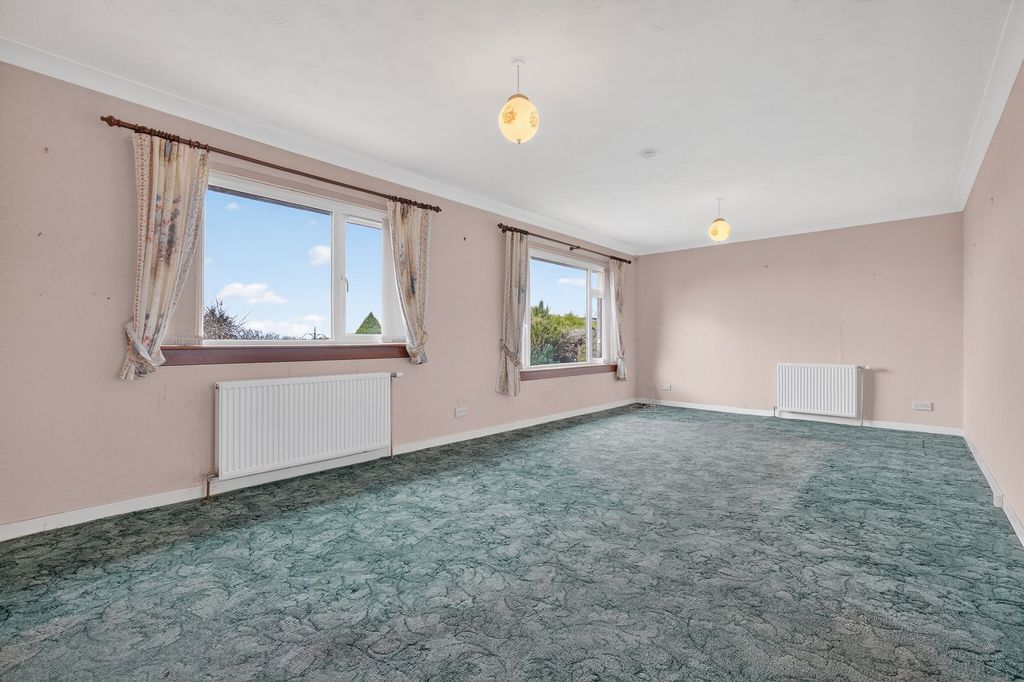 Property photo 3 of 22