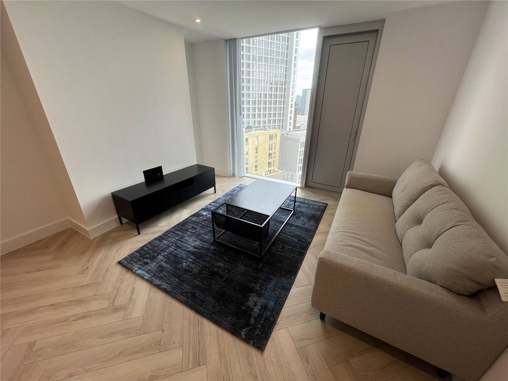 Property photo 3 of 41 Picture 3