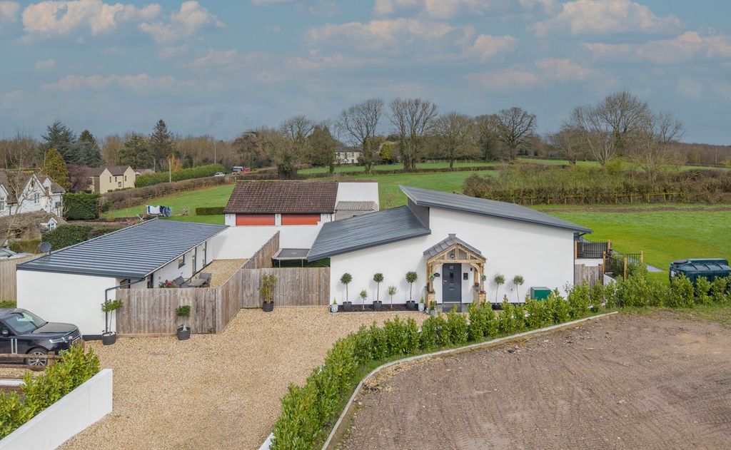 Property photo 1 of 25