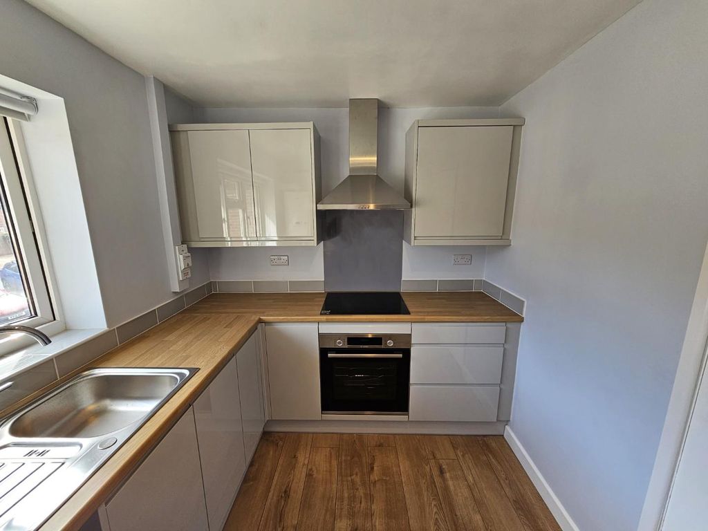 Property photo 1 of 13 Kitchen...Jpg