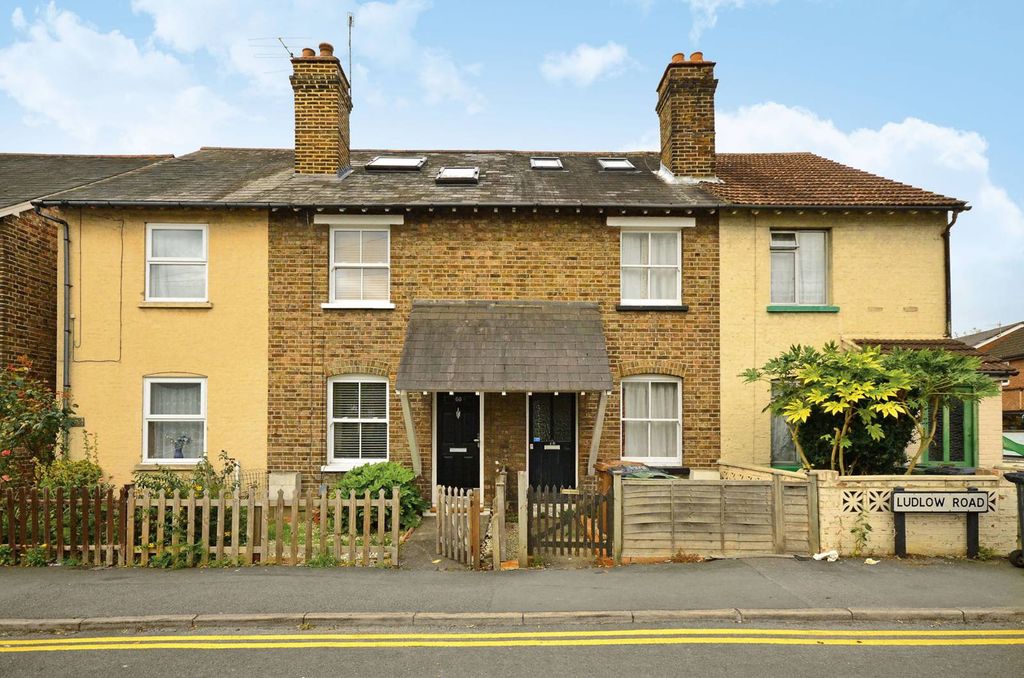 Property photo 2 of 10