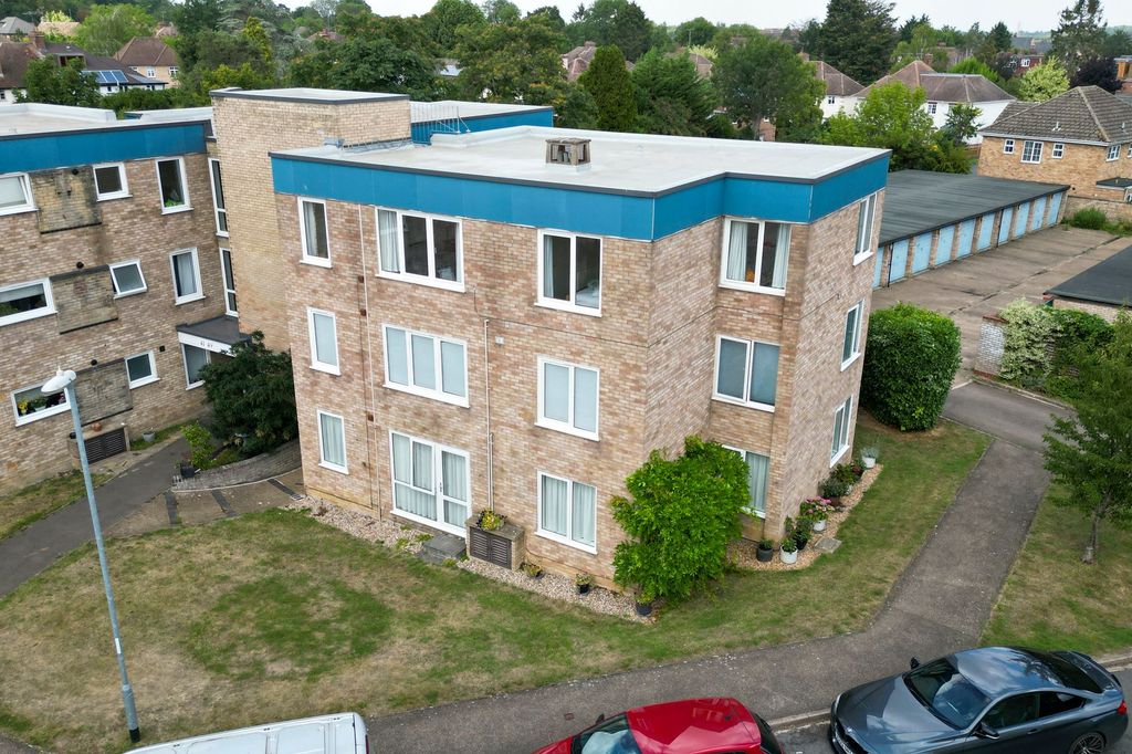 Property photo 1 of 15