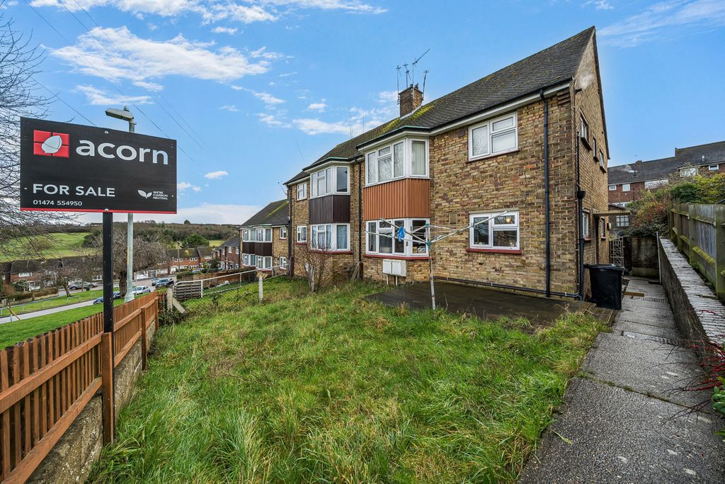 Property photo 1 of 15 1408346-3-698B296...