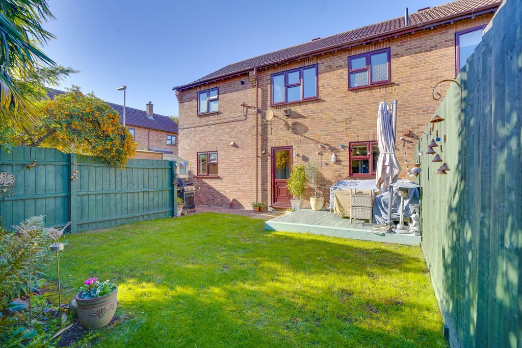 Property photo 1 of 21