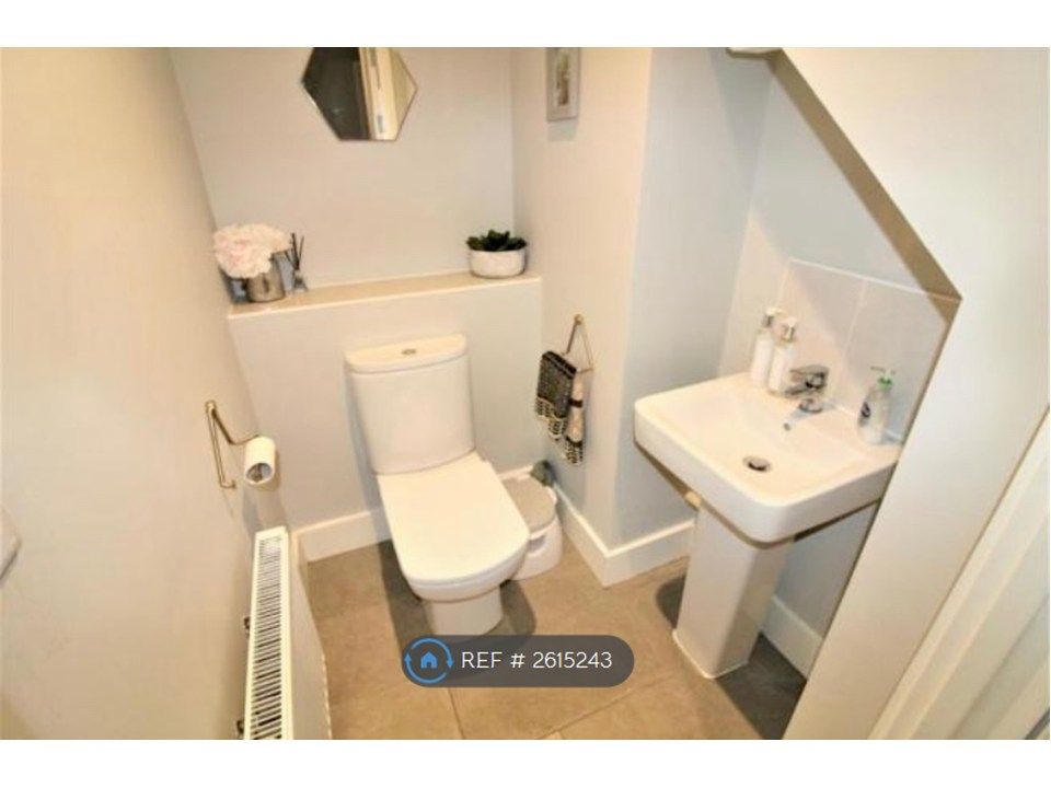 Property photo 3 of 28 Downstairs Wc
