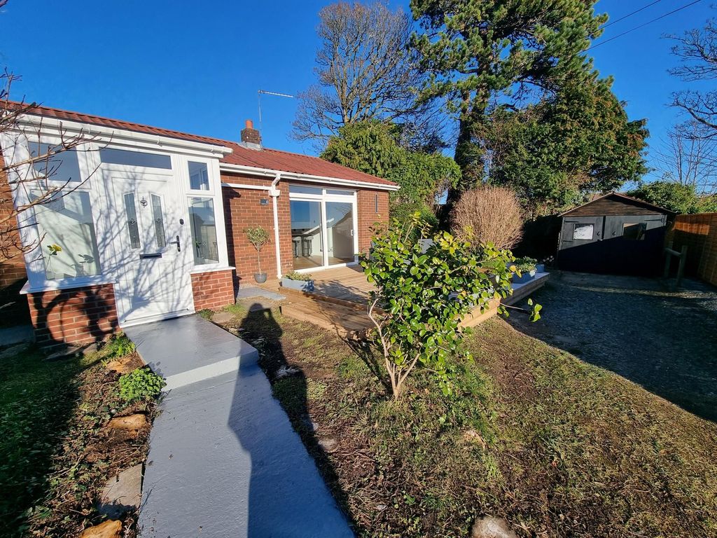 Property photo 1 of 20 Front