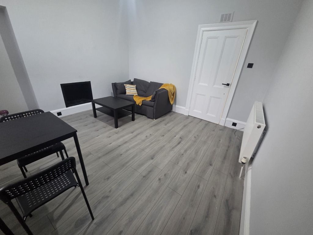 Property photo 2 of 8 Photo 2