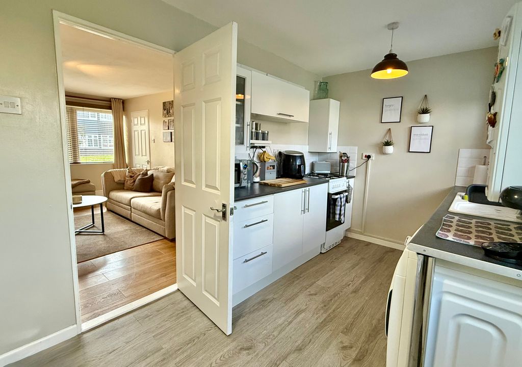 Property photo 3 of 16 Img_1467