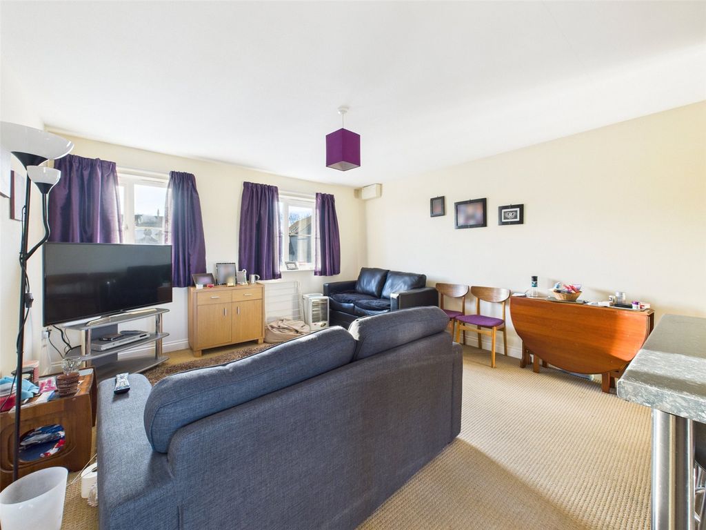 Property photo 2 of 10 Picture No. 07