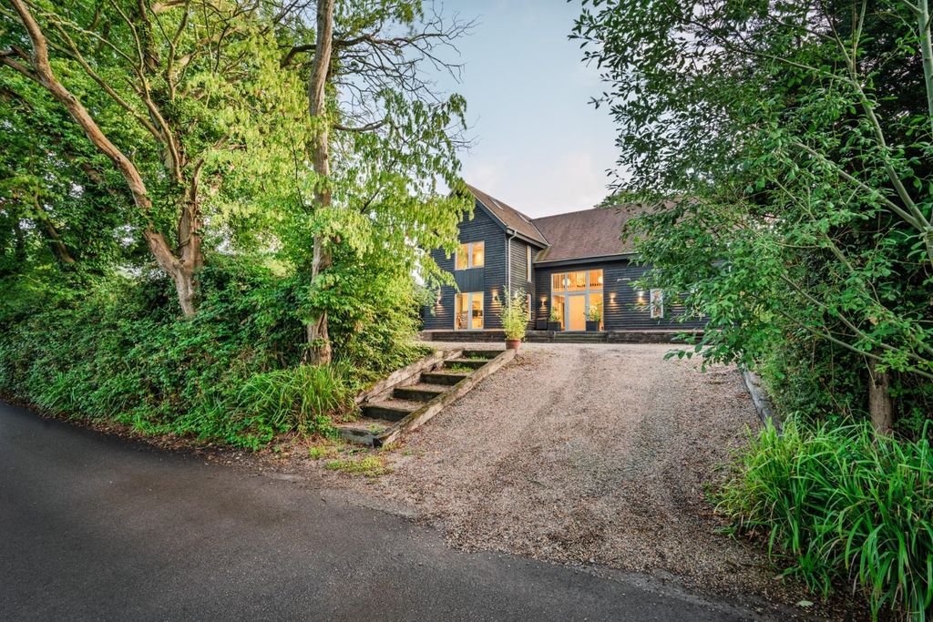 Property photo 1 of 26