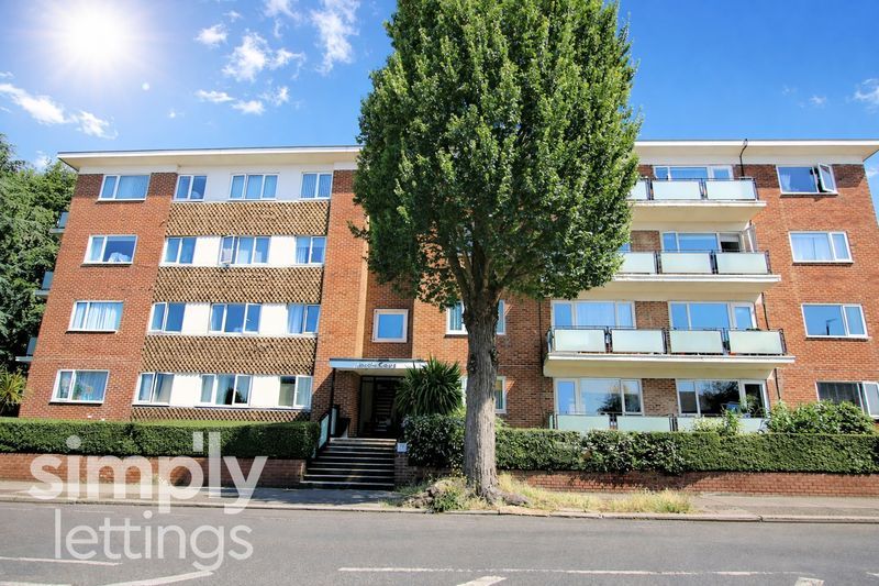 Property photo 1 of 8 Photo 9