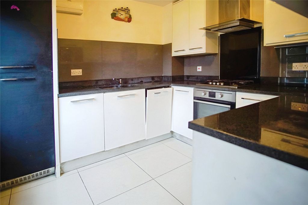 Property photo 2 of 11 Picture No. 02