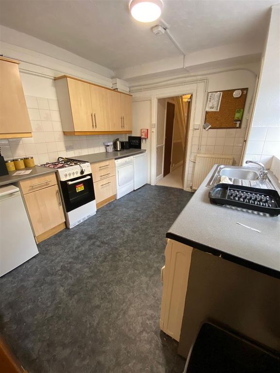 Property photo 3 of 5 1000115136.Jpg