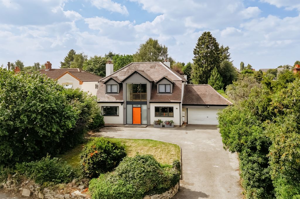 Property photo 1 of 34
