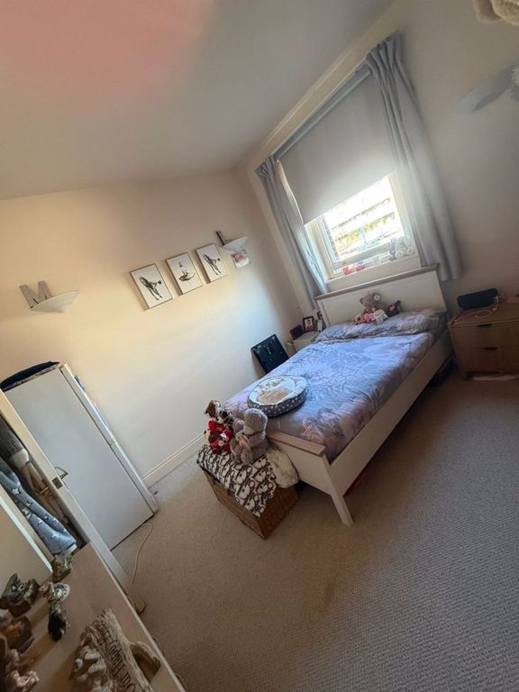 Property photo 3 of 6