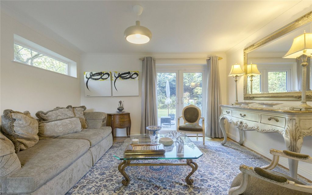 Property photo 2 of 18 Reception Room